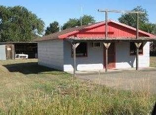 704 N Haynes Ave, Miles City, MT 59301