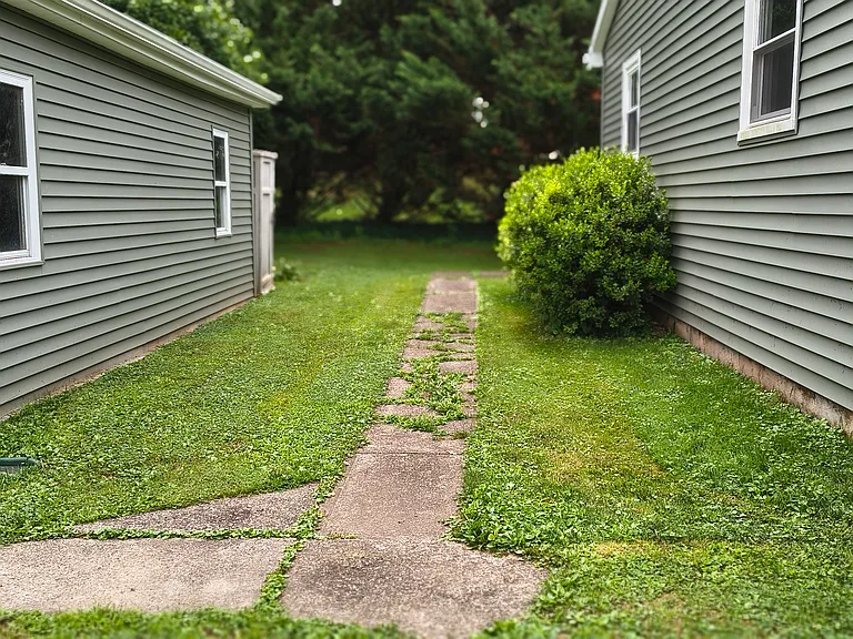 Westwind Ln — Photo 3