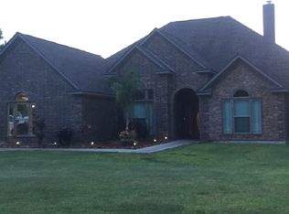 9660 Grapevine Dr, Orange, TX 77630
