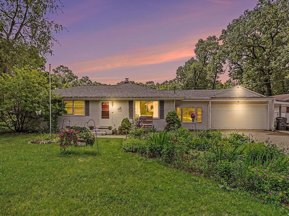1st image of 26660 Lakeview Dr