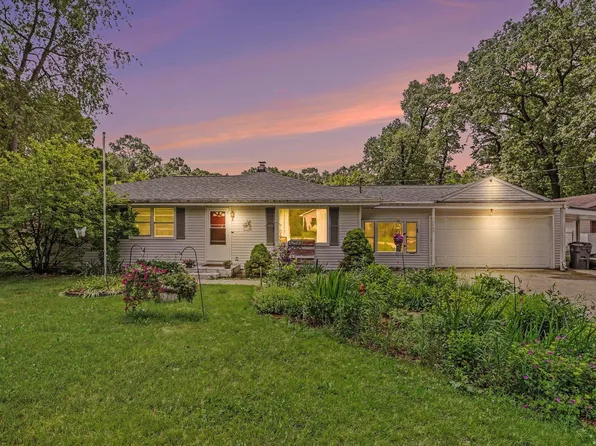 26660 Lakeview Dr, Elkhart, IN 46514