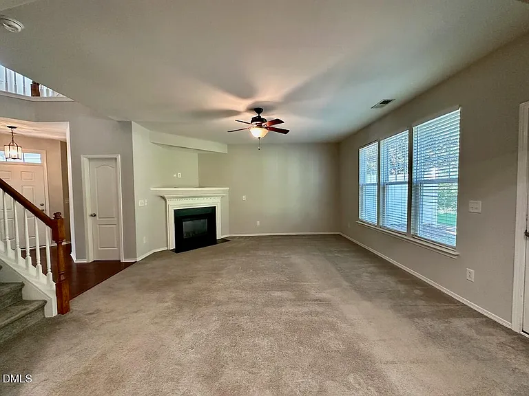 8208 Stone Cellar Dr — Photo 7