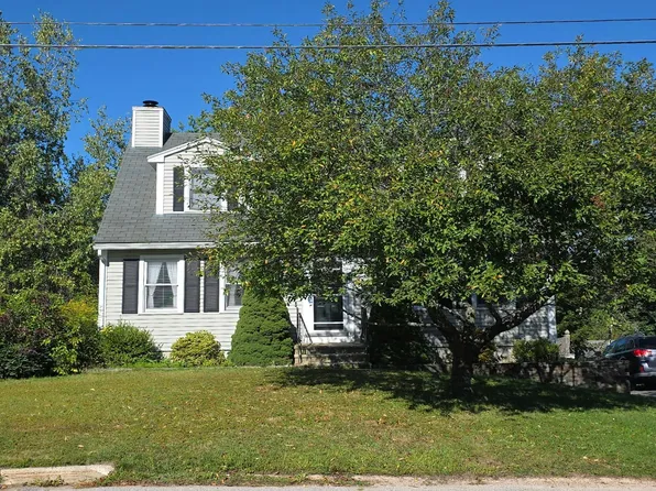 129 Gantry St, Manchester, NH 03103