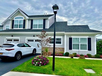 37 Willow Circle #37, Coram, NY, 11727