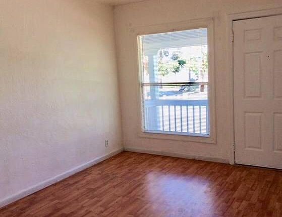 3rd image of 914 Mare Island Way