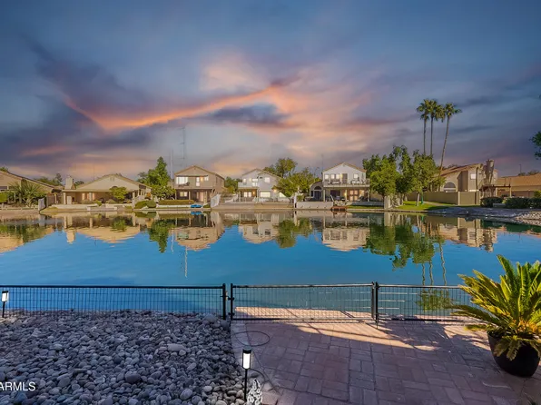 242 E STONEBRIDGE Drive, Gilbert, AZ 85234