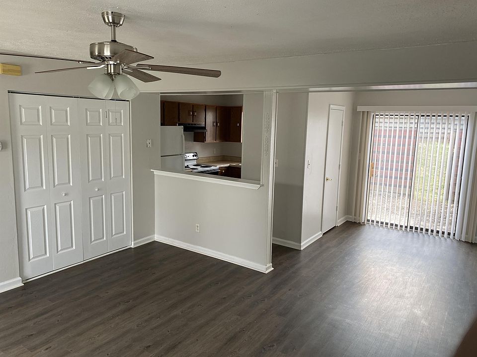 1st image of 55 Countryplace Ln #55