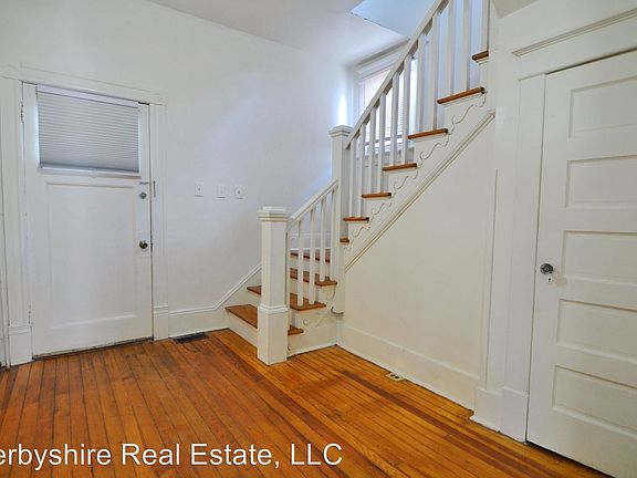 5th image of 319 Wadsworth St