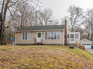 122 Lake St, Moosup, CT 06354