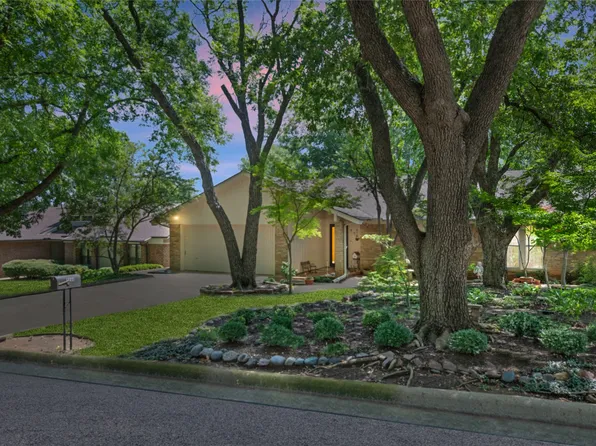 2209 Shady View Ct, Arlington, TX 76013