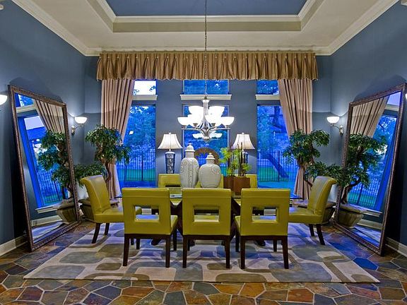 Altessa Dining room