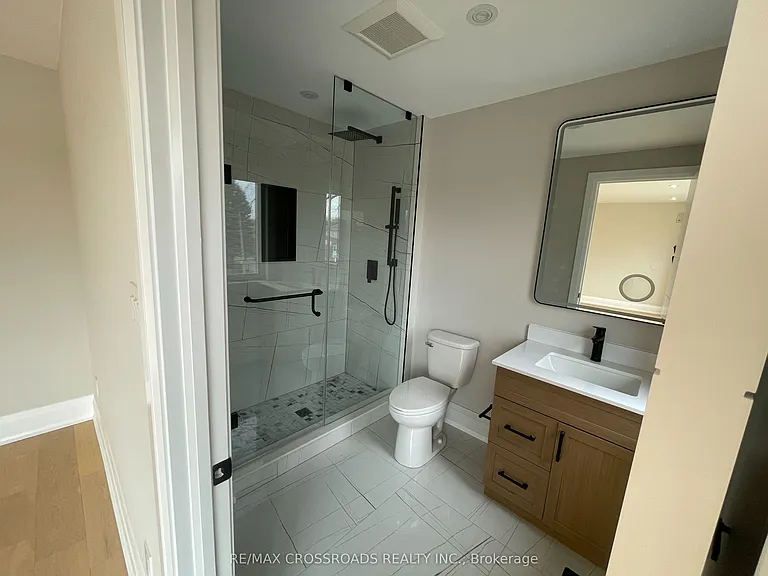 790 Midland Ave #B — Photo 22