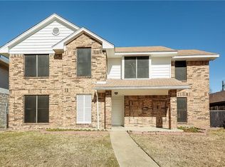 13117 Green Valley Dr, Balch Springs, TX 75180