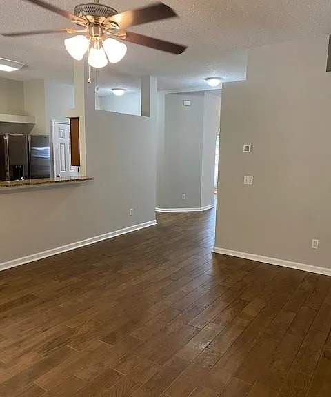 10574 Lake Hollow Ln — Photo 10