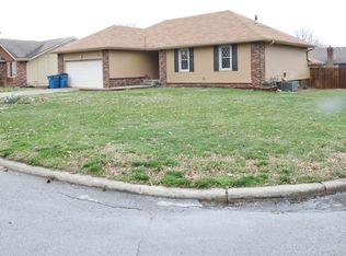 107 Raintree St, Nixa, MO 65714