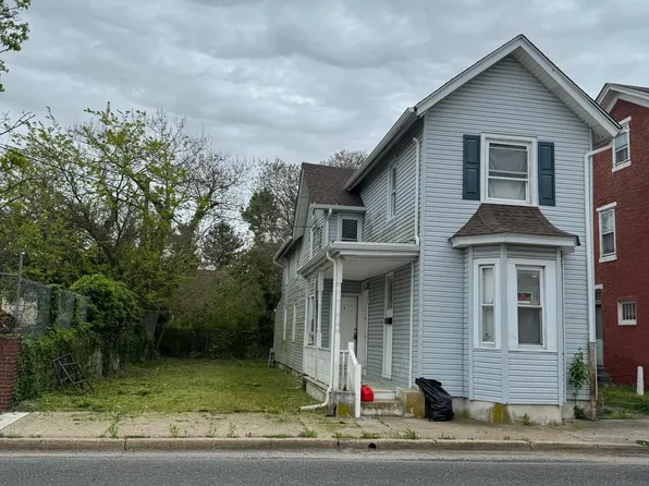 4 Walnut St, Salem, NJ 08079