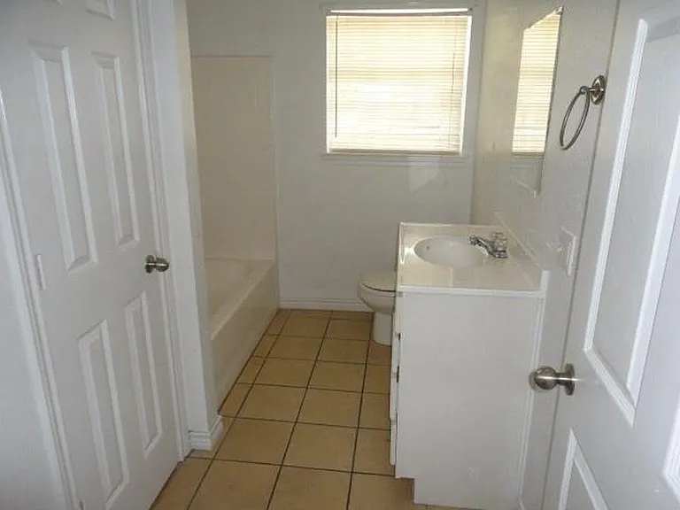 605 Lipscomb St — Photo 9