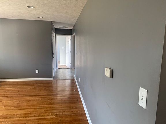 5th image of 3600 S Hays Dr