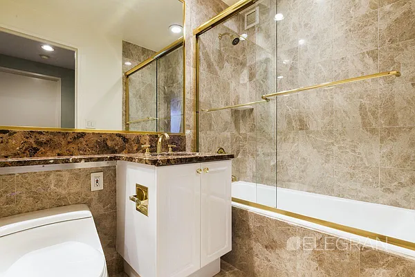 Sold by (Legacy) Elegran | media 6