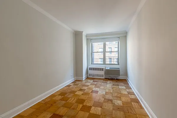 Rented by Stonehenge NYC LLC | media 23