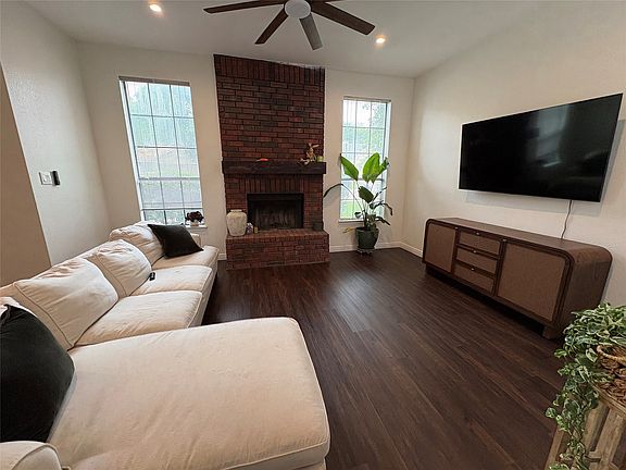 3rd image of 6923 Rolling Creek Ln