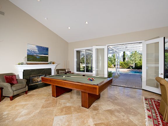 4th image of 2208 Blossom Hill Ln