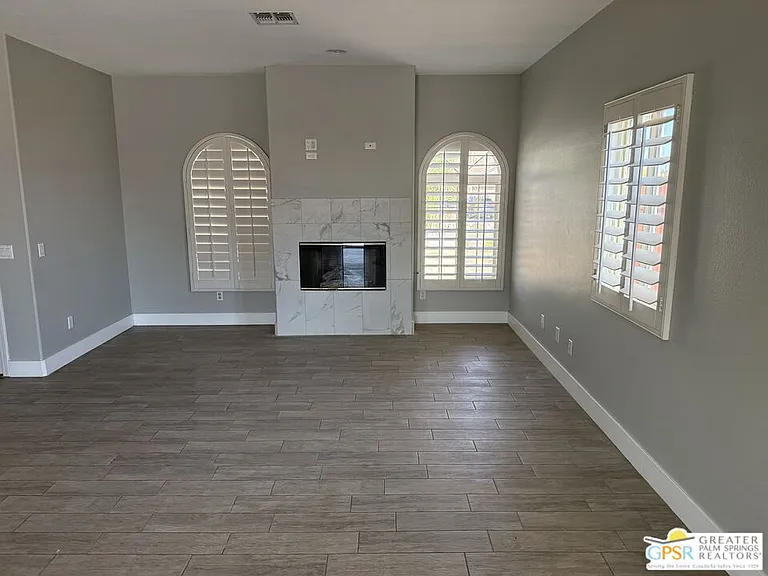 12385 Sumac Dr — Photo 2