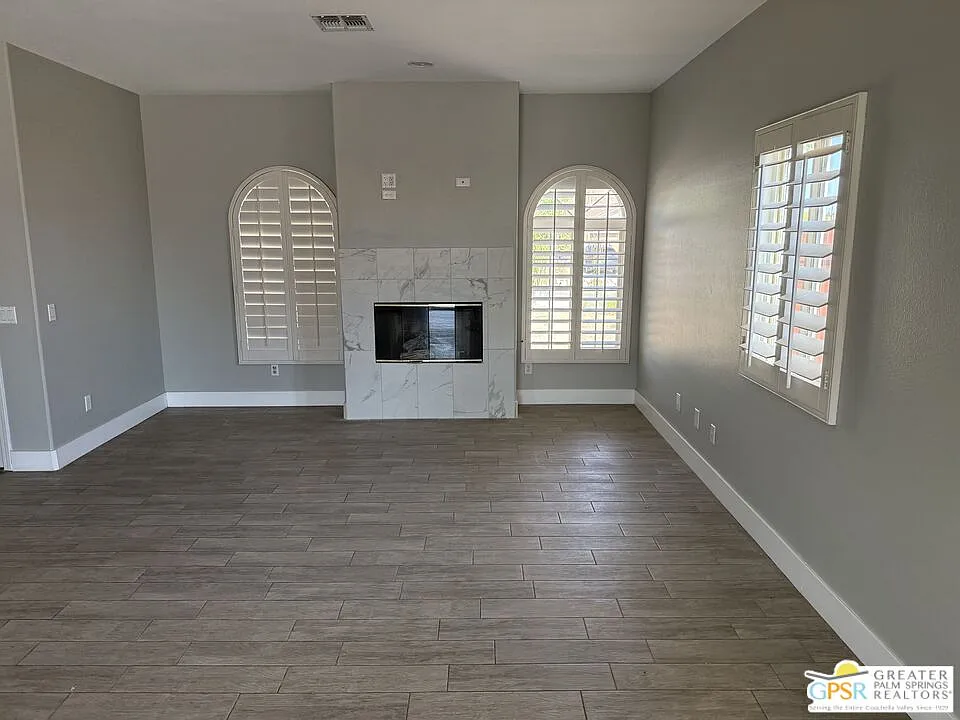 Building Photo - 12385 Sumac Dr