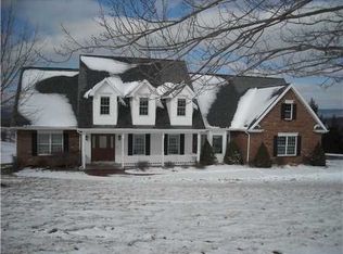 1108 Gravel Hill Rd, Ligonier, PA 15658