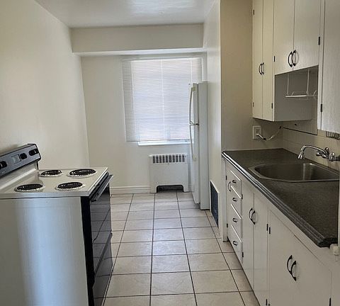 5th image of 283-87 E 4th Ave
