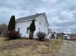 229 Avenue Rd, Levant, ME 04456