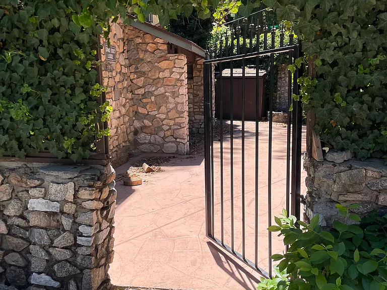 22800 Azalia Ln — Photo 18