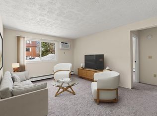 555 Calef Rd APT 1, Manchester, NH 03103