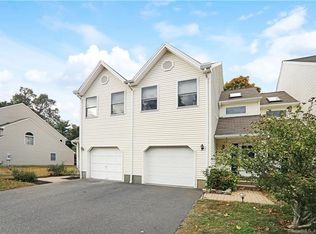 16 Maple St UNIT 18, Vernon, CT 06066