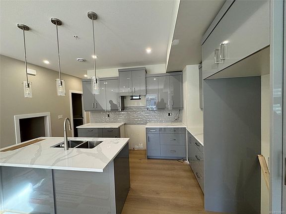 3rd image of 15 Leam Rd