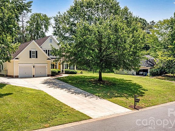 2nd image of 7001 Plough Dr