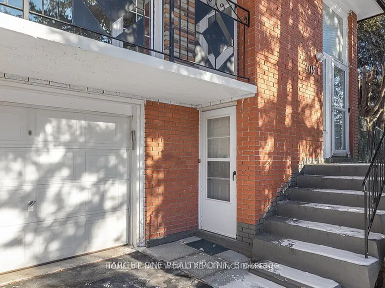 205 Pineway Blvd #BASEMENT — Photo 6