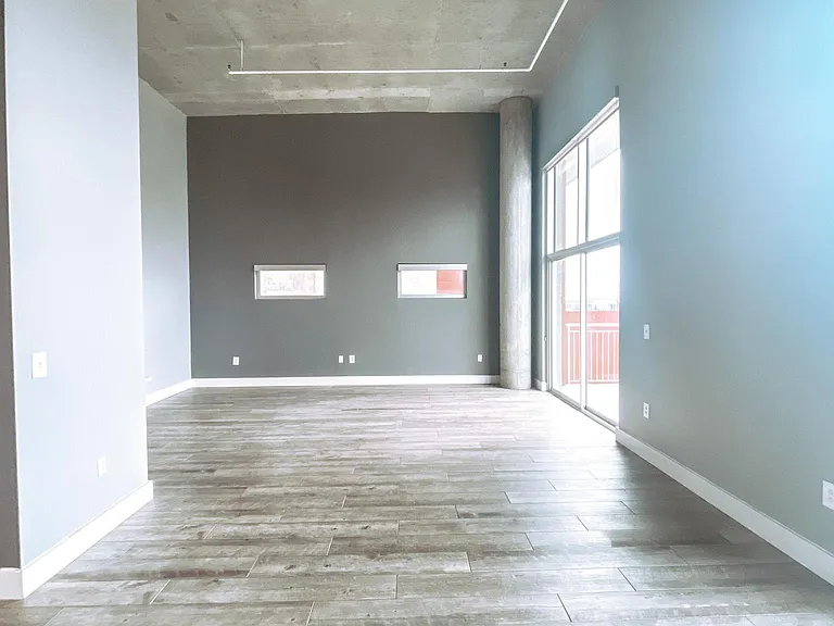 2115 Yeaman Pl #604 — Photo 7