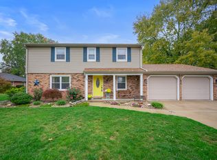 19 N Roby Dr, Anderson, IN 46012