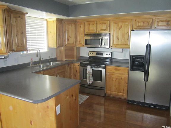 2nd image of 1690 S Weeping Willow Way