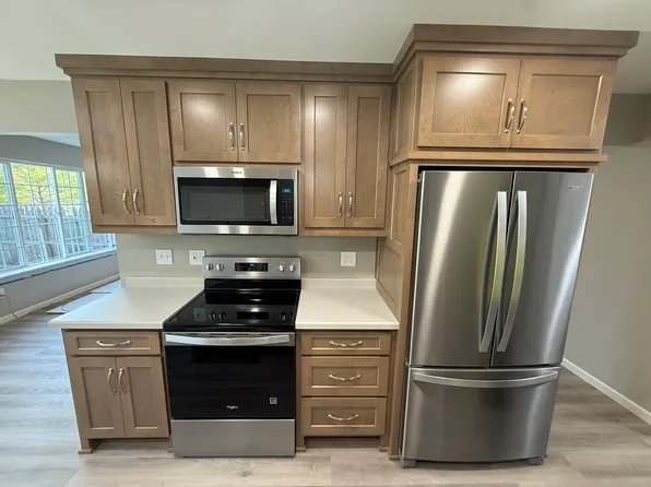 2549 Woodale Ave #2549, Green Bay, WI 54313