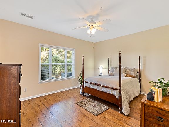 5th image of 3905 River Front Pl Unit 101