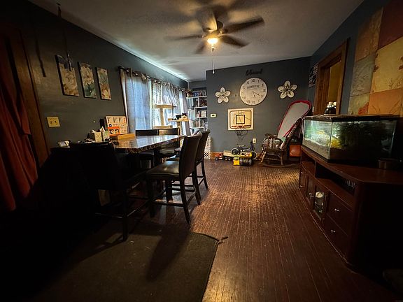 3rd image of 15469 County Home Rd #E23