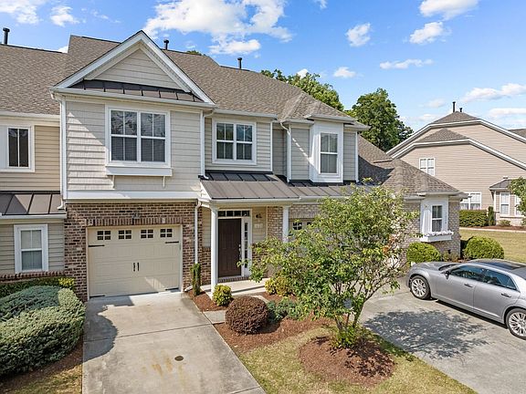 2nd image of 1026 Kingston Grove Dr