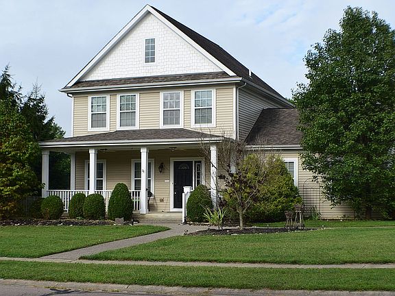 2nd image of 401 Cottontail Ct
