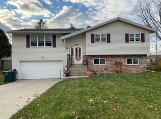 712 S 18th Ave, West Bend, WI 53095