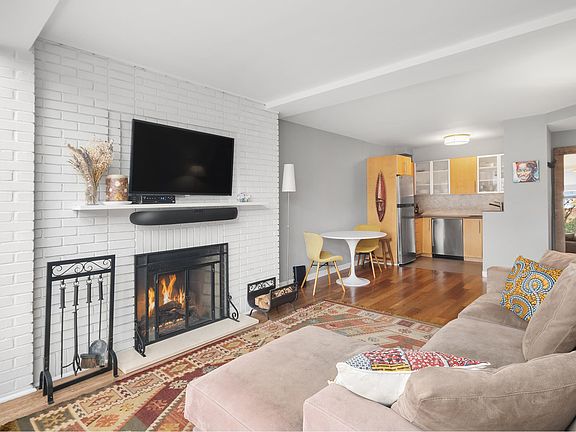 3rd image of 453 W 19th St APT 6B