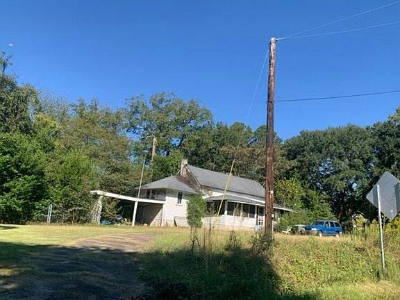 3rd image of 1009 R L Coward Rd