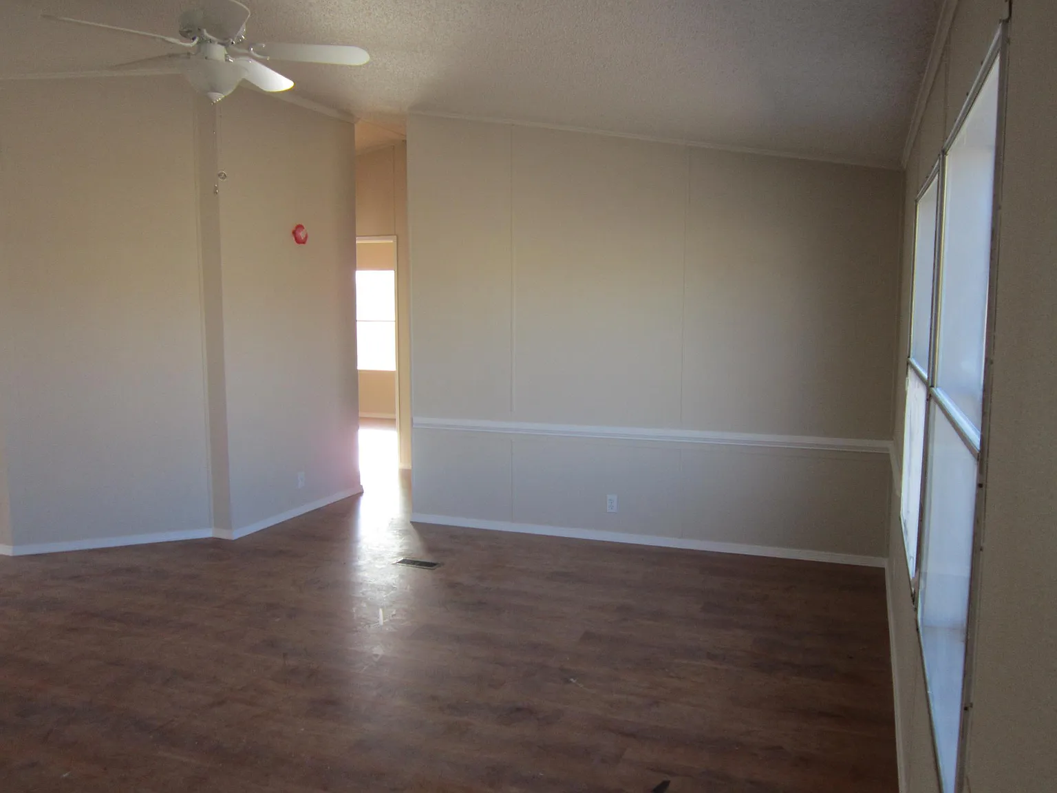 4 bed, 1750 sqft, $1,325 — Photo 2