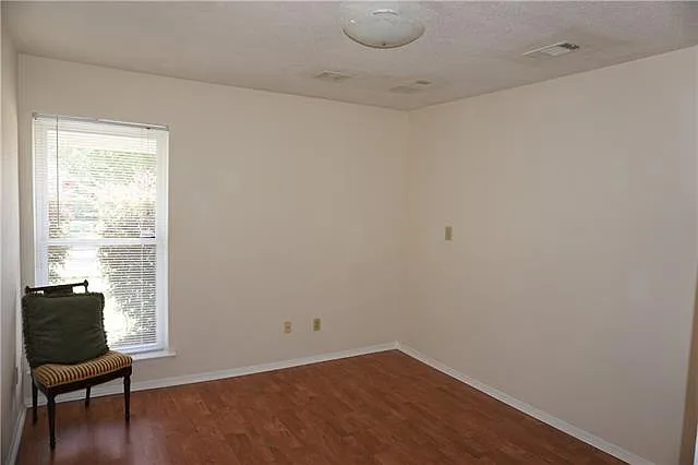 4216 Loire Dr — Photo 18